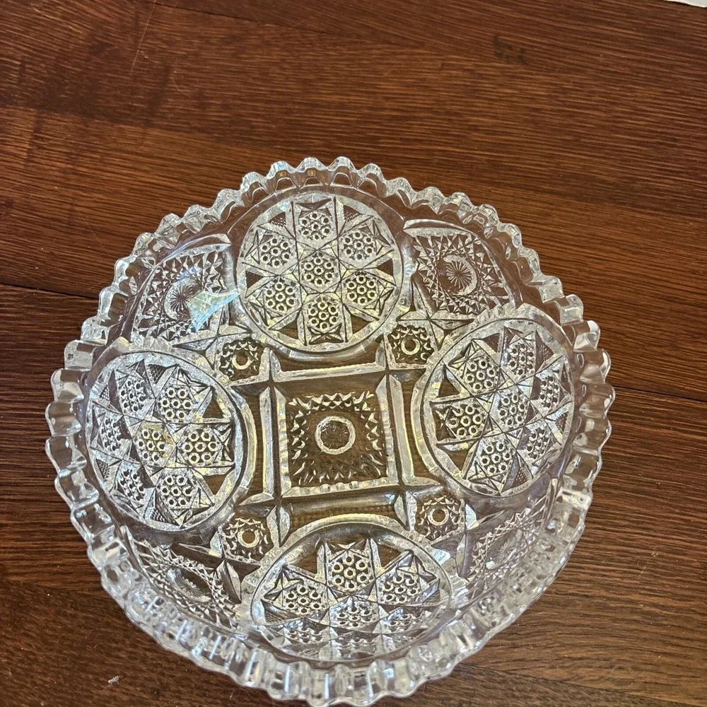 Vintage ABP Large Heavy Cut‎ Glass Bowl Starburst Pattern Sawtooth Rim 7
